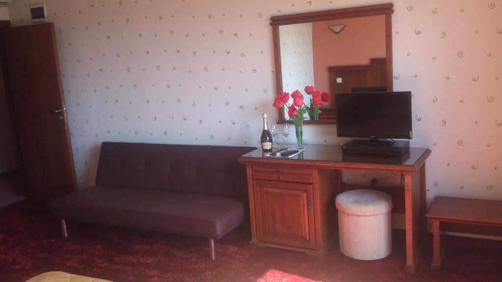 Boliari Hotel Veliko Tárnovo Exterior foto
