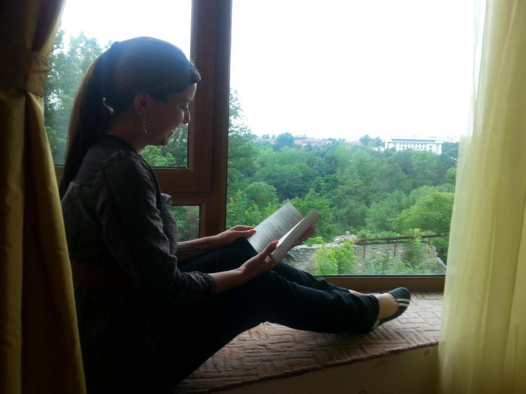 Boliari Hotel Veliko Tárnovo Habitación foto